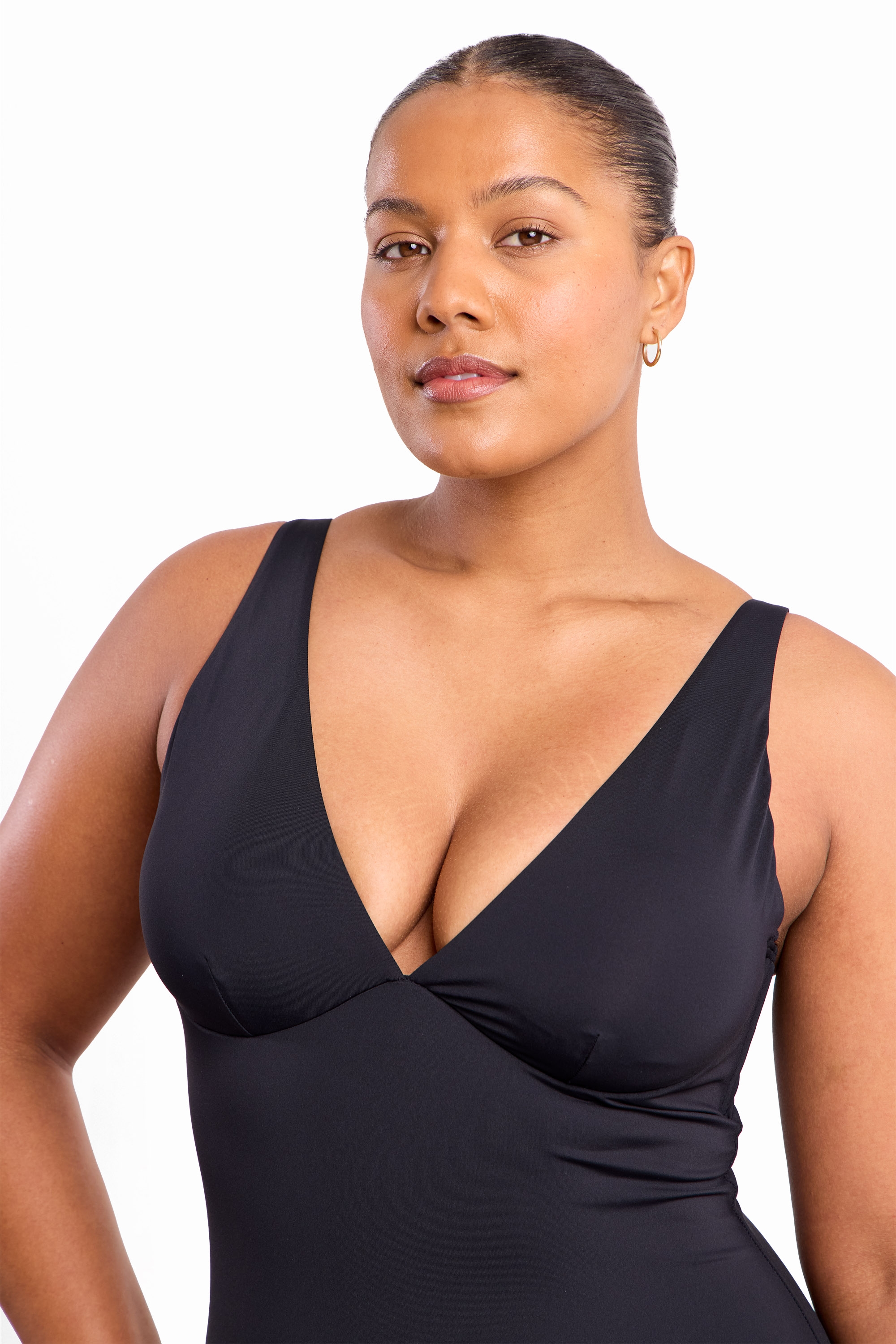 Basix DD-E Underwire Tri One Piece-Black